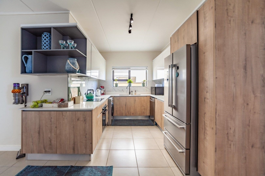 3 Bedroom Property for Sale in Atlantic Hills Western Cape